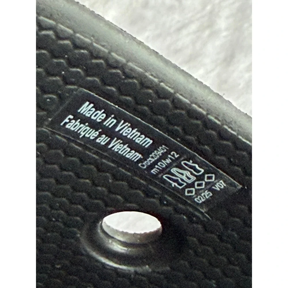 CROCS classic slides